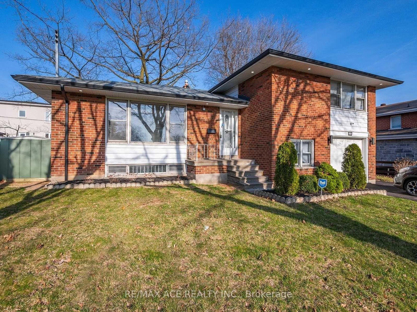 1771 Pharmacy Avenue, Sullivan, Toronto 