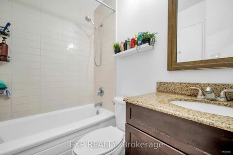Photo 14 at 14 - 33 Four Winds Drive, York University Heights, Toronto
