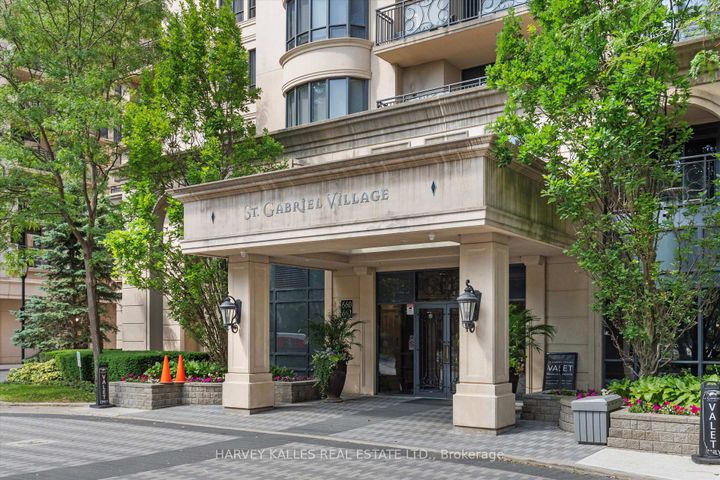 Photo 3 at UPH4 - 662 Sheppard Avenue E, Bayview Village, Toronto