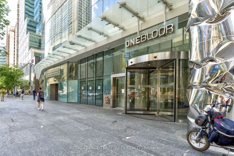 Photo 2 at 2712 - 1 Bloor Street E, Yonge Corridor, Toronto