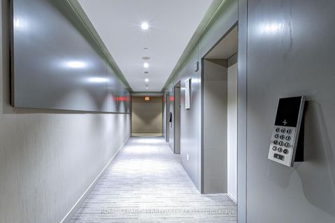 Photo 4 at 2712 - 1 Bloor Street E, Yonge Corridor, Toronto