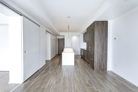 Photo 9 at 2712 - 1 Bloor Street E, Yonge Corridor, Toronto