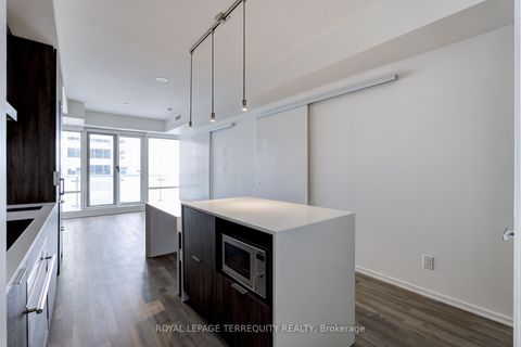 Photo 14 at 2712 - 1 Bloor Street E, Yonge Corridor, Toronto