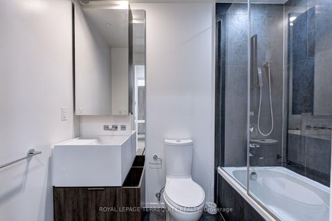Photo 17 at 2712 - 1 Bloor Street E, Yonge Corridor, Toronto