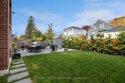 Photo 18 at 88 Yardley Avenue, Parkview, Toronto