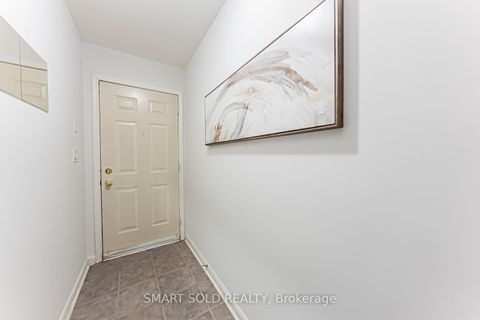 Photo 3 at 533 - 3 Everson Drive, Willowdale East, Toronto