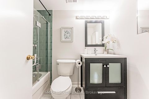 Photo 13 at 533 - 3 Everson Drive, Willowdale East, Toronto
