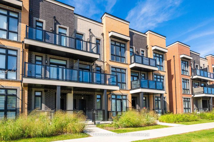 Photo 2 at 9 - 12860 Yonge Street, Oak Ridges, Richmond Hill