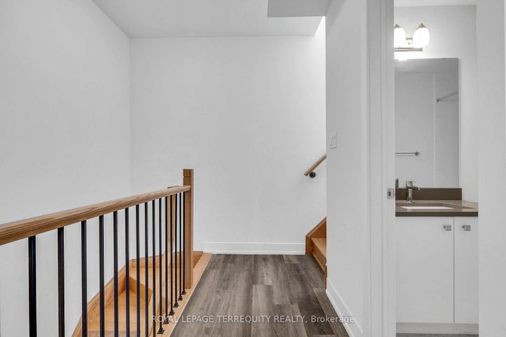 Photo 17 at 9 - 12860 Yonge Street, Oak Ridges, Richmond Hill