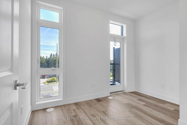 Photo 22 at 9 - 12860 Yonge Street, Oak Ridges, Richmond Hill