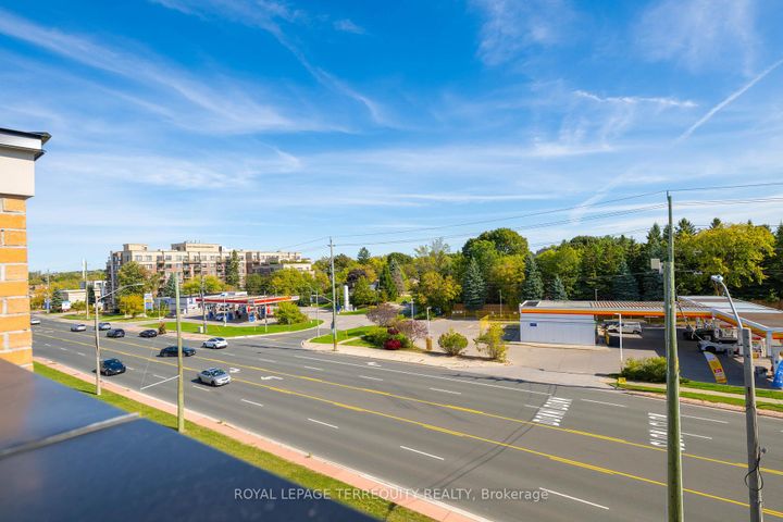 Photo 33 at 9 - 12860 Yonge Street, Oak Ridges, Richmond Hill
