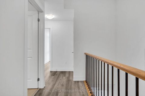 Photo 16 at 9 - 12860 Yonge Street, Oak Ridges, Richmond Hill