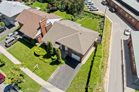 Photo 1 at 51 Sloley Road, Cliffcrest, Toronto