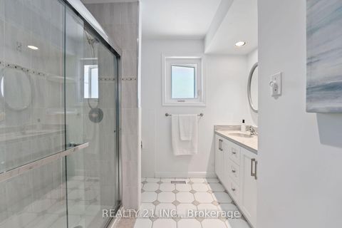 Photo 14 at 51 Sloley Road, Cliffcrest, Toronto