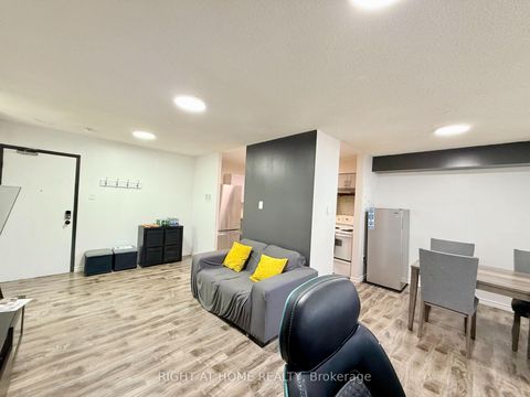 Photo 9 at 216 - 100 Dundalk Drive, Dorset Park, Toronto