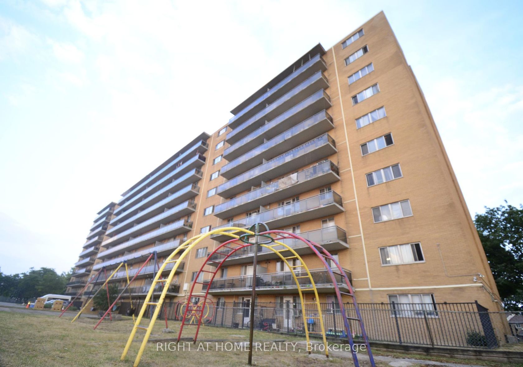216 - 100 Dundalk Drive, Dorset Park, Toronto 