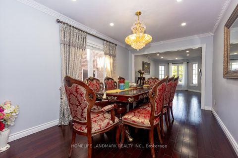 Photo 14 at 4 Pine Bough Manor, Devonsleigh, Richmond Hill