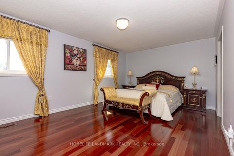 Photo 20 at 4 Pine Bough Manor, Devonsleigh, Richmond Hill Photo 20 at 4 Pine Bough Manor, Devonsleigh, Richmond Hill