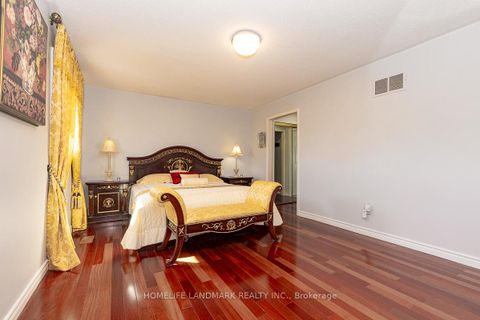 Photo 22 at 4 Pine Bough Manor, Devonsleigh, Richmond Hill Photo 22 at 4 Pine Bough Manor, Devonsleigh, Richmond Hill