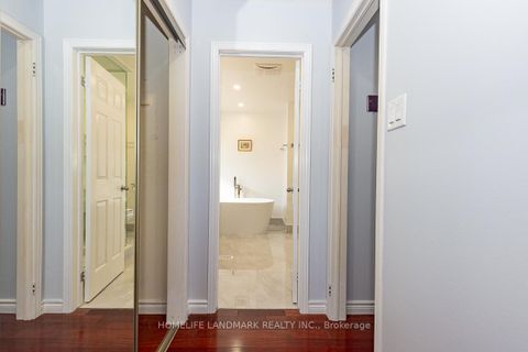 Photo 23 at 4 Pine Bough Manor, Devonsleigh, Richmond Hill Photo 23 at 4 Pine Bough Manor, Devonsleigh, Richmond Hill