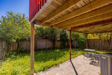 Photo 44 at 4 Pine Bough Manor, Devonsleigh, Richmond Hill