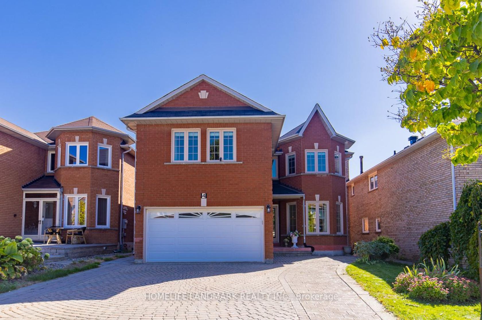 4 Pine Bough Manor, Devonsleigh, Richmond Hill 