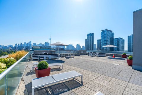 Photo 5 at 308 - 1 Shaw Street, Niagara, Toronto