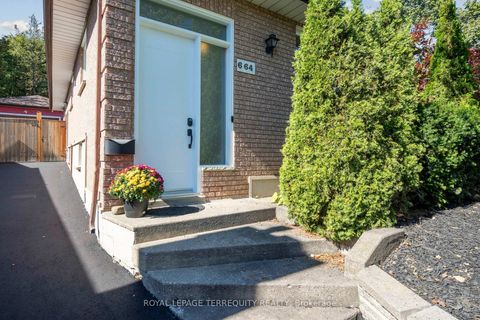 Photo 6 at 664 Scarlett Avenue, Humber Heights, Toronto