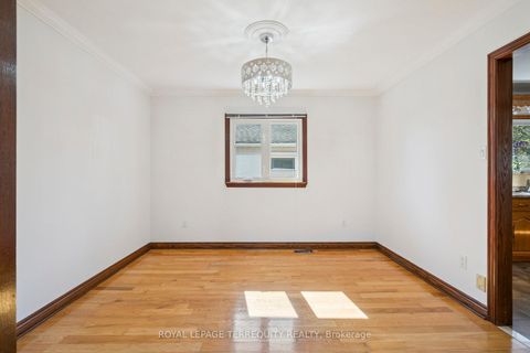 Photo 12 at 664 Scarlett Avenue, Humber Heights, Toronto