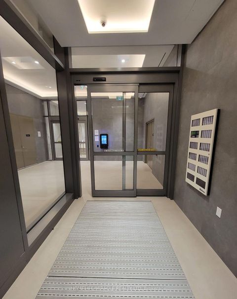 Photo 1 at 3907 - 7890 Jane Street, Concord, Vaughan