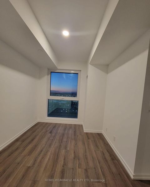 Photo 10 at 3907 - 7890 Jane Street, Concord, Vaughan