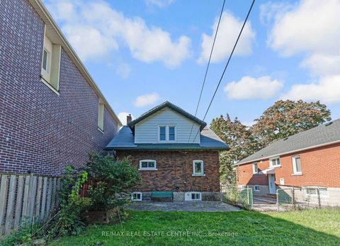 Photo 36 at 101 Ninth Street, New Toronto, Toronto