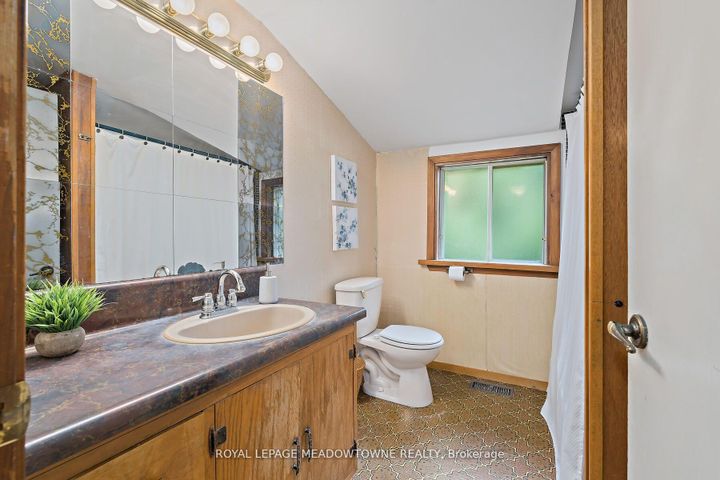 Photo 31 at 11369 22 Side Road, Limehouse, Halton Hills