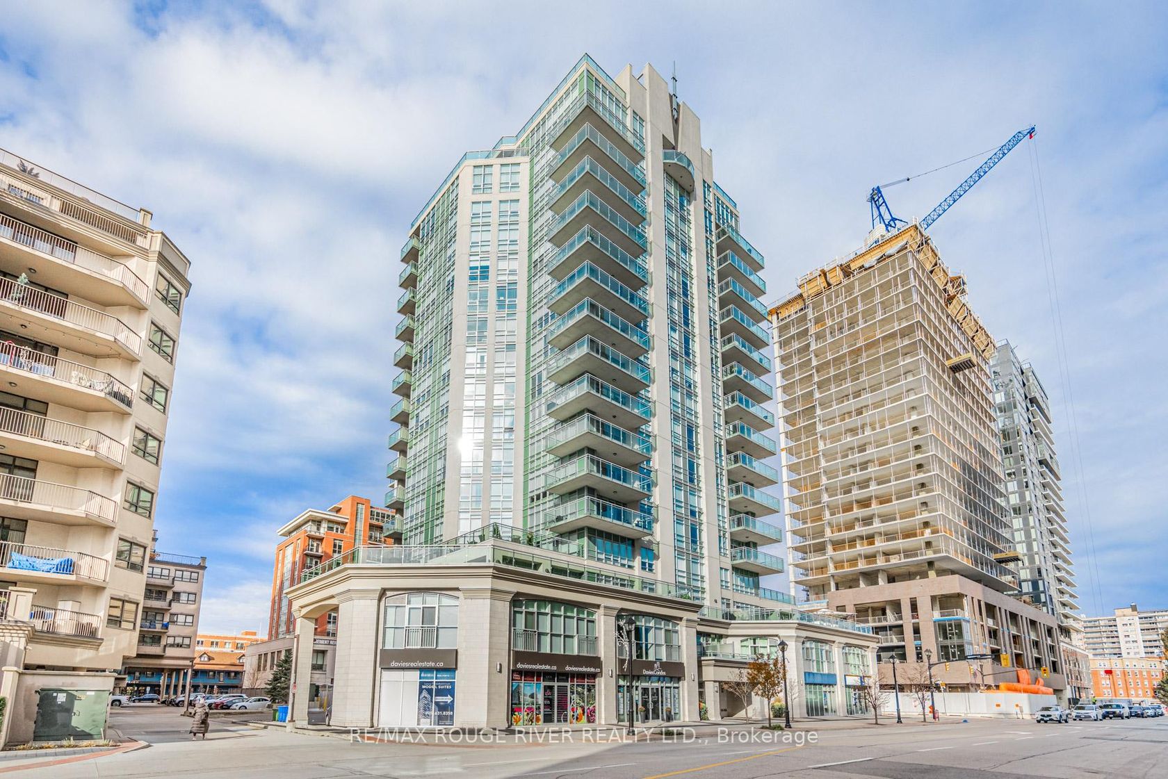 601 - 360 Pearl Street, Brant, Burlington by Loree Meneguzzi Real Estate 601 - 360 Pearl Street, Brant, Burlington