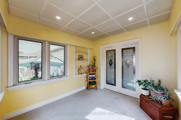 Photo 12 at 40 Galbraith Drive, Stoney Creek, Hamilton