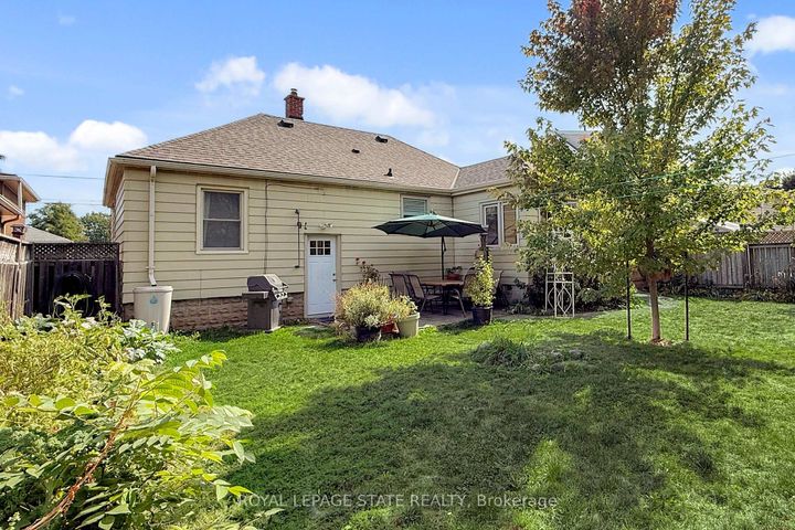 Photo 33 at 40 Galbraith Drive, Stoney Creek, Hamilton