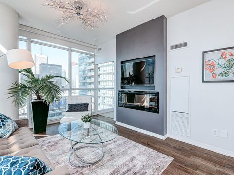 Photo 8 at 4501 - 55 Bremner Boulevard, Waterfront Communities C1, Toronto
