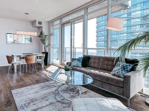 Photo 9 at 4501 - 55 Bremner Boulevard, Waterfront Communities C1, Toronto