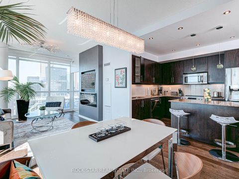 Photo 13 at 4501 - 55 Bremner Boulevard, Waterfront Communities C1, Toronto