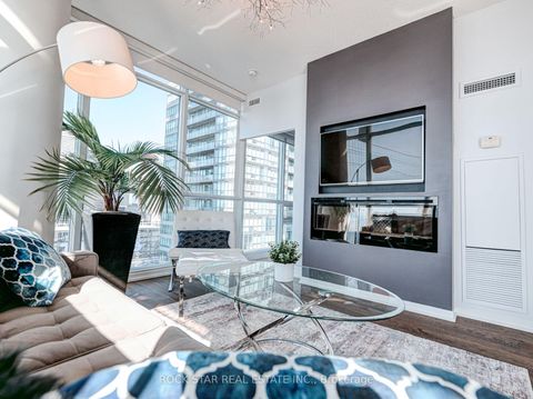 Photo 14 at 4501 - 55 Bremner Boulevard, Waterfront Communities C1, Toronto