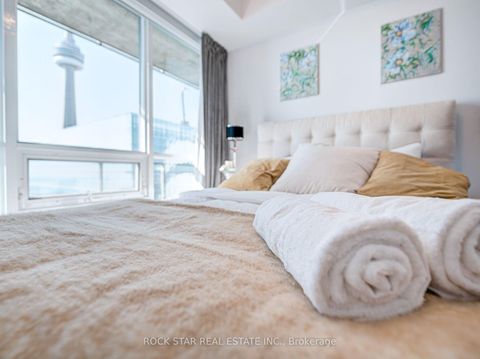 Photo 34 at 4501 - 55 Bremner Boulevard, Waterfront Communities C1, Toronto