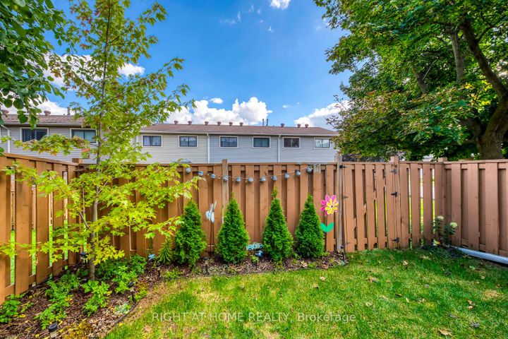 Photo 45 at 132 Ashton Crescent, Central Park, Brampton