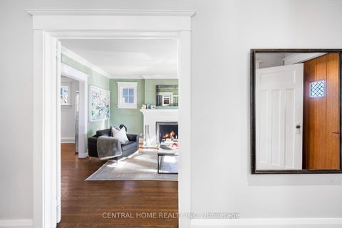 Photo 5 at 70 Pine Crescent N, The Beaches, Toronto Photo 5 at 70 Pine Crescent N, The Beaches, Toronto