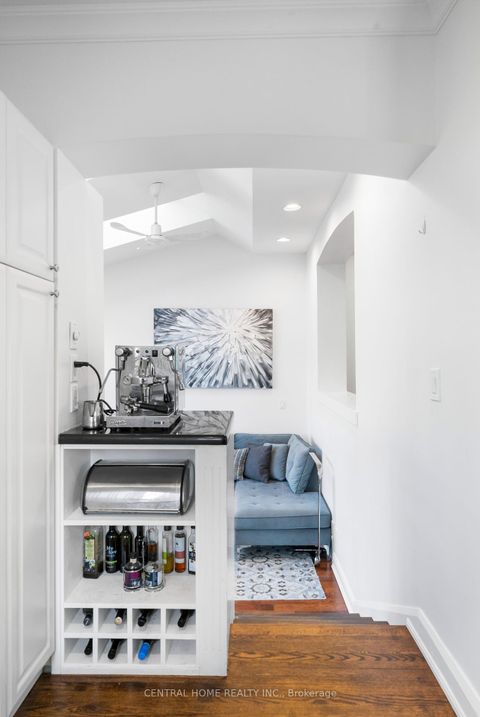 Photo 16 at 70 Pine Crescent N, The Beaches, Toronto