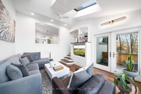 Photo 19 at 70 Pine Crescent N, The Beaches, Toronto
