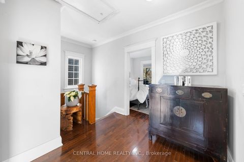 Photo 25 at 70 Pine Crescent N, The Beaches, Toronto