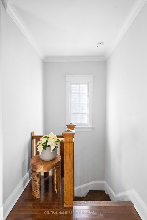 Photo 26 at 70 Pine Crescent N, The Beaches, Toronto