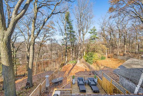 Photo 32 at 70 Pine Crescent N, The Beaches, Toronto