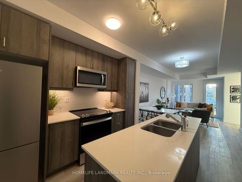 Photo 3 at 204 - 3 Bancroft Lane, Jefferson, Richmond Hill