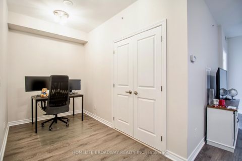 Photo 22 at 815 - 9255 Jane Street, Maple, Vaughan